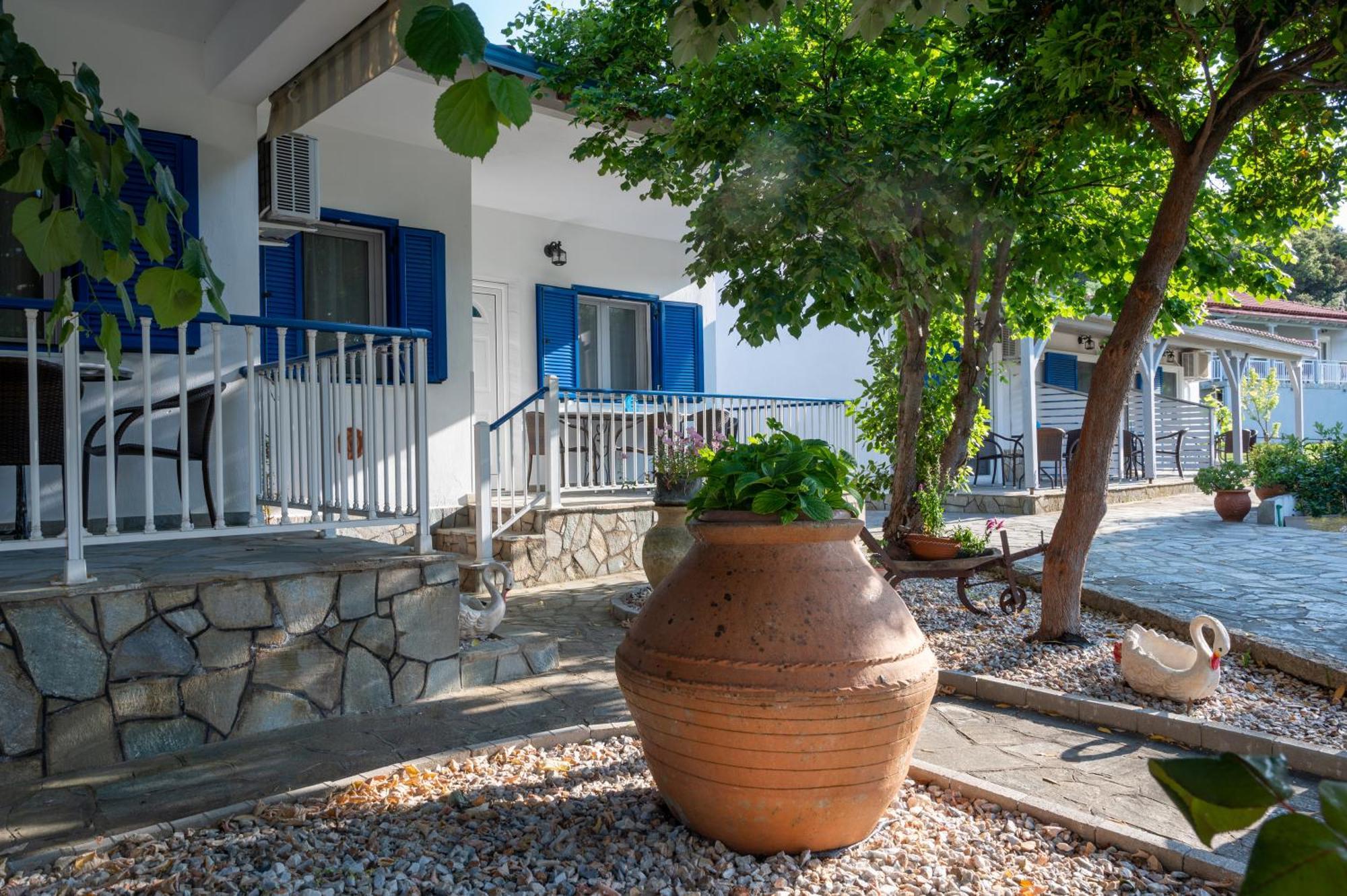 Studios Vagelis Kalamitsi  Exterior photo
